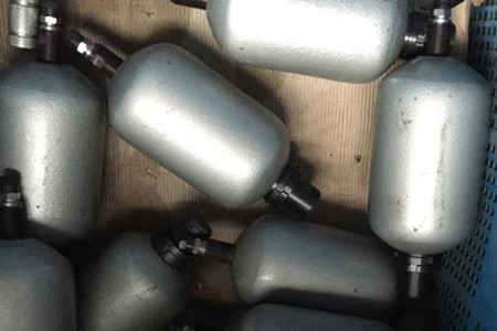 蓄能器如何運輸和搬運？朝日為大家科普！